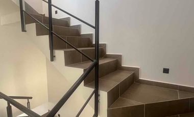 CASA EN VENTA FRACC. MADEIRAS I ZAPOPAN; JALISCO.