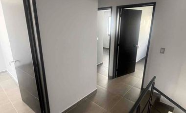 CASA EN VENTA FRACC. MADEIRAS I ZAPOPAN; JALISCO.