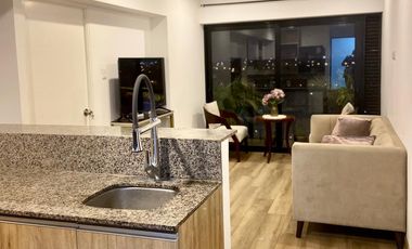 Golf Los Inkas Piso 7 con Estacionamiento