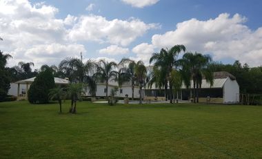 Gran Quinta campestre en San Mateo equipada y en excelente estado