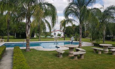 Gran Quinta campestre en San Mateo equipada y en excelente estado