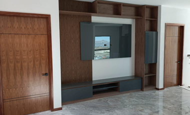 RESIDENCIA EN VENTA ZONA VALLES