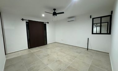 Casa de 1 piso, con 3 recámaras y piscina.