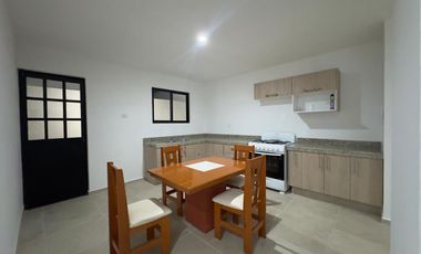 Casa de 1 piso, con 3 recámaras y piscina.