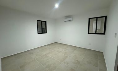 Casa de 1 piso, con 3 recámaras y piscina.