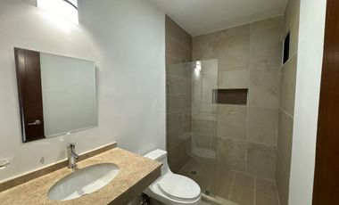 Casa de 1 piso, con 3 recámaras y piscina.