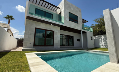 RESIDENCIA EN VENTA ZONA VALLES