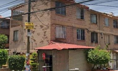 Casa en esquina con jardín Cuatitlán