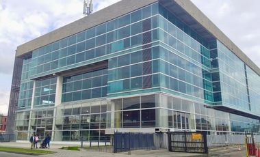 Oficina de 1,591 m² en Renta en Edificio Megaport