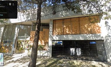 Terreno y construcción para oficinas