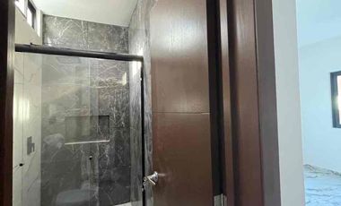 Casa nueva en venta en Boca del Río, Colonia El Morro, a solo 5 cuadras de la playa, 3 recámaras, con acabados de lujo.