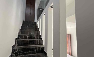 Casa nueva en venta en Boca del Río, Colonia El Morro, a solo 5 cuadras de la playa, 3 recámaras, con acabados de lujo.