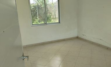 Casa con alberca en Club de Golf