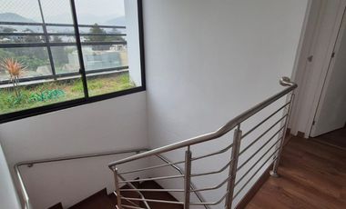 DEPARTAMENTO DÚPLEX EN SAN BORJA – AMPLIO Y LISTO PARA VIVIR/VISTA EXTERNA 4 DORMITORIOS Y BALCON