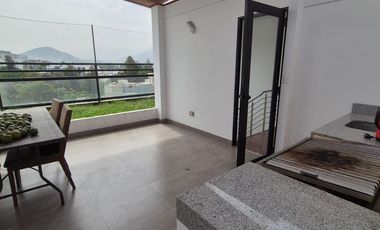 DEPARTAMENTO DÚPLEX EN SAN BORJA – AMPLIO Y LISTO PARA VIVIR/VISTA EXTERNA 4 DORMITORIOS Y BALCON