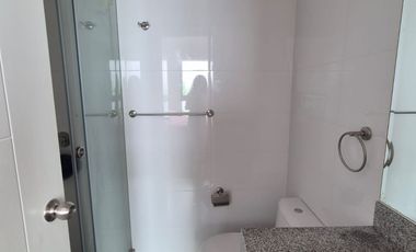 DEPARTAMENTO DÚPLEX EN SAN BORJA – AMPLIO Y LISTO PARA VIVIR/VISTA EXTERNA 4 DORMITORIOS Y BALCON