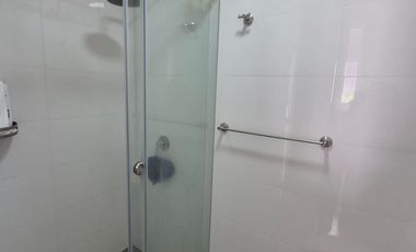 DEPARTAMENTO DÚPLEX EN SAN BORJA – AMPLIO Y LISTO PARA VIVIR/VISTA EXTERNA 4 DORMITORIOS Y BALCON