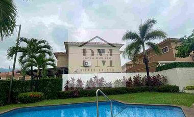 Casa en Venta , Via a la Costa Urbanización Portofino, Norte de Guayaquil.