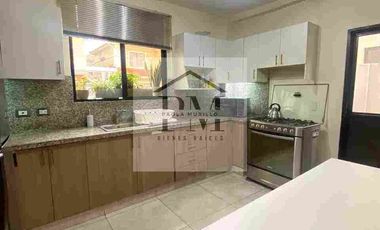 Casa en Venta , Via a la Costa Urbanización Portofino, Norte de Guayaquil.