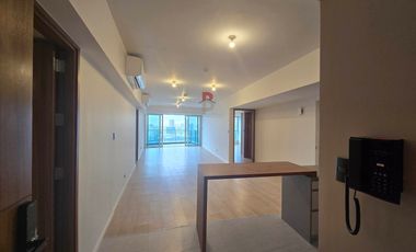 2 Bedrooms w/  Balcony Semi Furnished For Rent at Shang Residences Wack Wack Mandaluyong