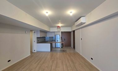2 Bedrooms w/  Balcony Semi Furnished For Rent at Shang Residences Wack Wack Mandaluyong
