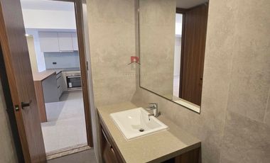 2 Bedrooms w/  Balcony Semi Furnished For Rent at Shang Residences Wack Wack Mandaluyong