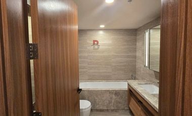 2 Bedrooms w/  Balcony Semi Furnished For Rent at Shang Residences Wack Wack Mandaluyong
