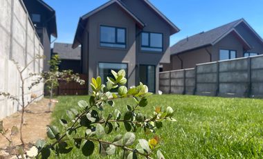 Casa Nueva en Arriendo en condominio exclusivo sector de Vilumanque Concepción