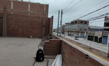 Se alquila 200m2 de aires comercial