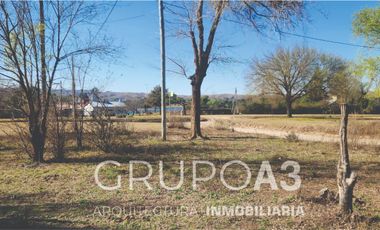 SE VENDE LOTE EN POTRERO DE GARAY SOBRE AV COSTANERA -811
