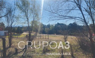 SE VENDE LOTE EN POTRERO DE GARAY SOBRE AV COSTANERA -811