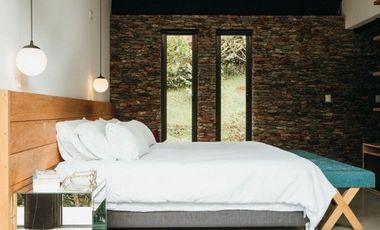 Casa en Arriendo en Palmas ,Poblado Medellin