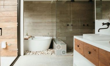 Casa en Arriendo en Palmas ,Poblado Medellin