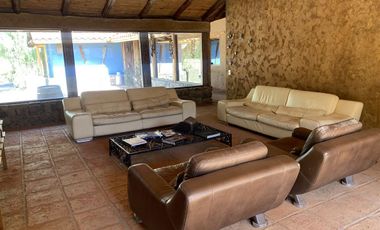 Arriendo Casa Estilo Chilena 6hab 4b A Solo 25 Min De Stgo