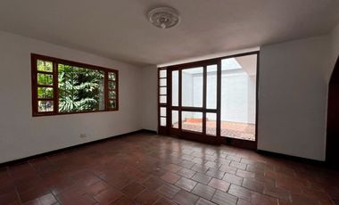 Casa en Arriendo en Escobero ,Envigado Antioquia