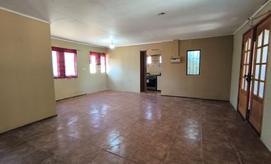 EXCELENTE OPORTUNIDAD CON UN TERRENO DE MAS DE 1000 M2