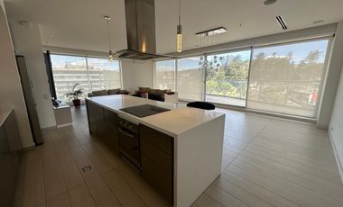 DEPARTAMENTO DE RENTA, GONZALEZ SUAREZ CON LINEA BLANCA O AMOBLADO