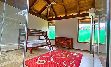 𝗙𝗼𝗿 𝗦𝗮𝗹𝗲: 𝗕𝗮𝗹𝗶𝗻𝗲𝘀𝗲-𝗜𝗻𝘀𝗽𝗶𝗿𝗲𝗱 𝗨𝗿𝗯𝗮𝗻 𝗩𝗶𝗹𝗹𝗮 𝗶𝗻 𝗗𝘂𝗺𝗮𝗴𝘂𝗲𝘁𝗲 𝗖𝗶𝘁𝘆