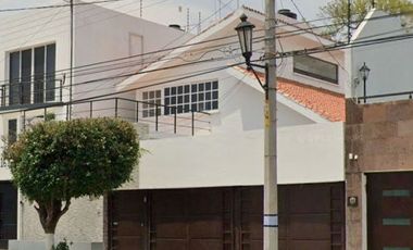 CASA EN VENTA EN FRACC BURGOS TEMIXCO CUERNAVACA