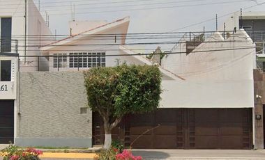 CASA EN VENTA EN FRACC BURGOS TEMIXCO CUERNAVACA