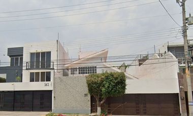 CASA EN VENTA EN FRACC BURGOS TEMIXCO CUERNAVACA