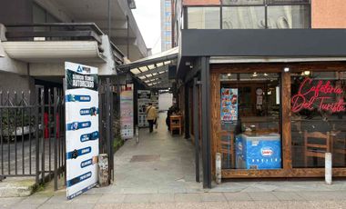 Se arrienda local comercial con excelente ubicación en centro de Temuco