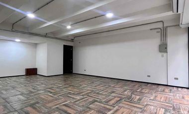 Se arrienda local comercial con excelente ubicación en centro de Temuco