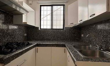 Departamento de 3 Dormitorios en Cdla Privada Girasoles (Ceibos)