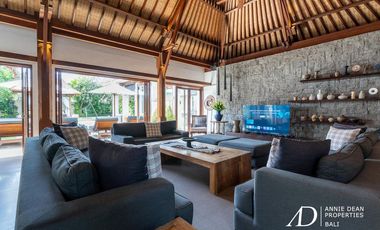 FREEHOLD | LUXURY VILLA IN A PRESTIGIOUS ESTATE IN SEMINYAK