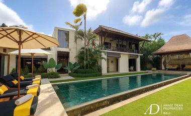 FREEHOLD | LUXURY VILLA IN A PRESTIGIOUS ESTATE IN SEMINYAK