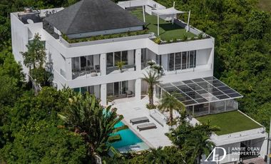 FREEHOLD | MODERN DESIGN VILLA WITH ROOFTOP & OCEAN VIEWS