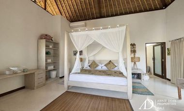 FREEHOLD | BALINESE-STYLE VILLA WITHIN GATED ESTATE IN PERERENAN