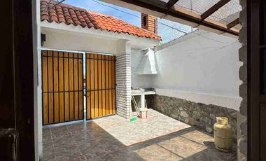 Vendo casa sector av de las Américas