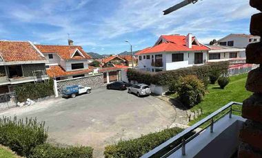 Vendo casa sector av de las Américas